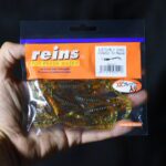 Приманки Reins Curly Shad 3,5'' - 429 Motor Oil Pepper - 14шт.